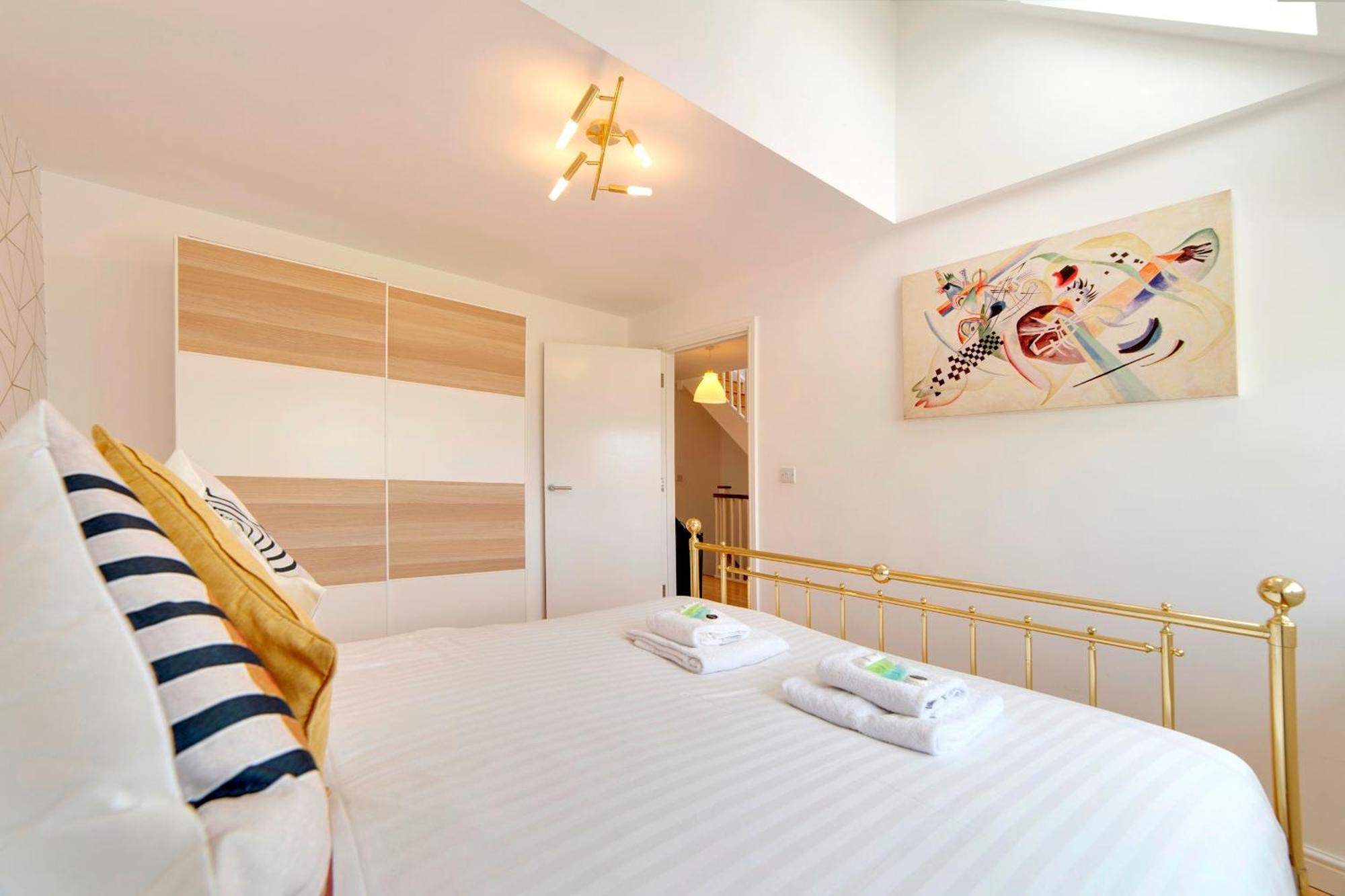 Pass The Keys 49 Byron Square Modern And Spacious 3 Bed Home With Free Parking Cambridge  Ngoại thất bức ảnh