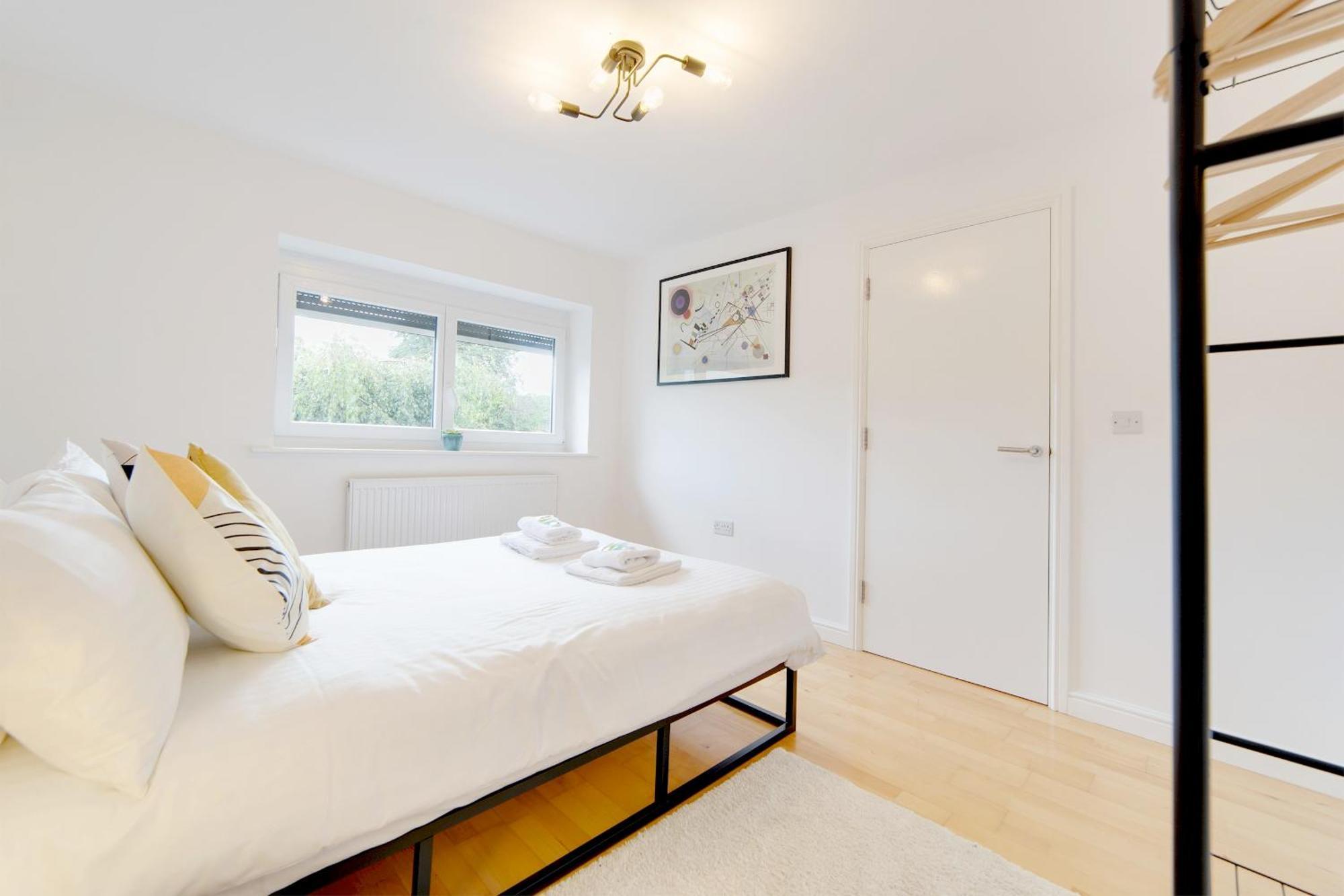 Pass The Keys 49 Byron Square Modern And Spacious 3 Bed Home With Free Parking Cambridge  Ngoại thất bức ảnh
